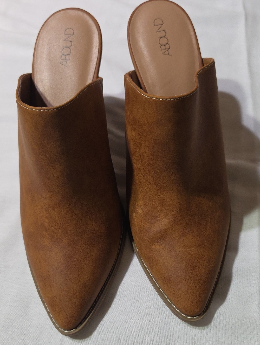 ABOUND Women's Brown Pointed-Toe Slip-On Mule Clogs